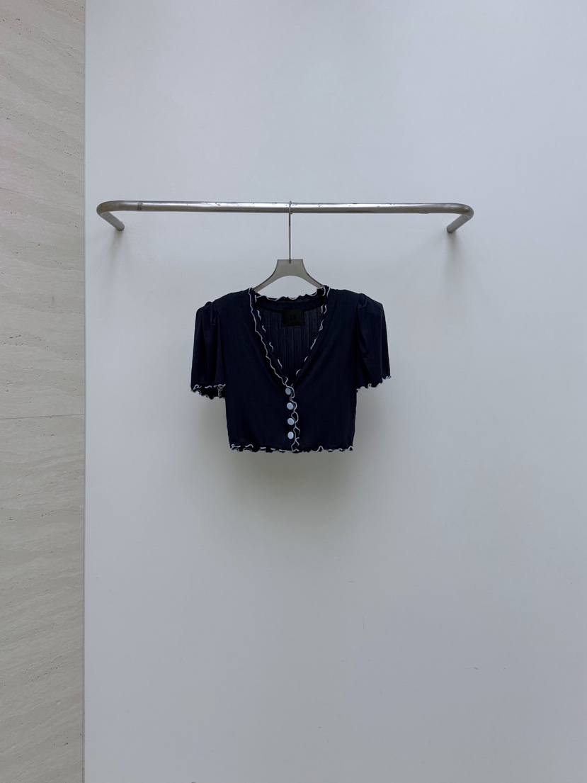 AB東大門代購女士新品熱賣時尚職業真品T恤不含內搭羊毛衫ABT恤圖色2