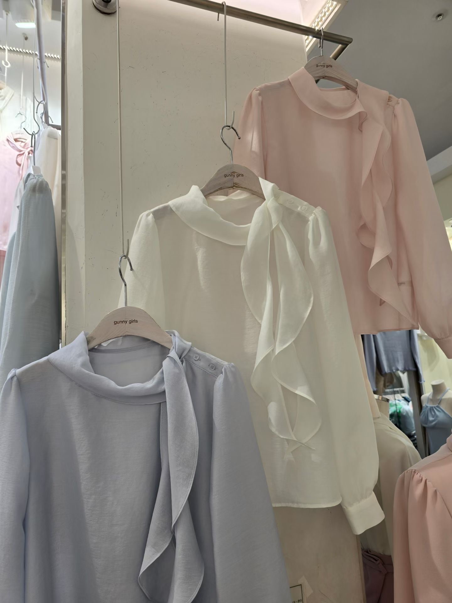 GUNNY GIRLS-거니걸스-T韓國直郵女裝新款職業襯衫蕾絲衫GUNNY GIRLS襯衫/蕾絲衫