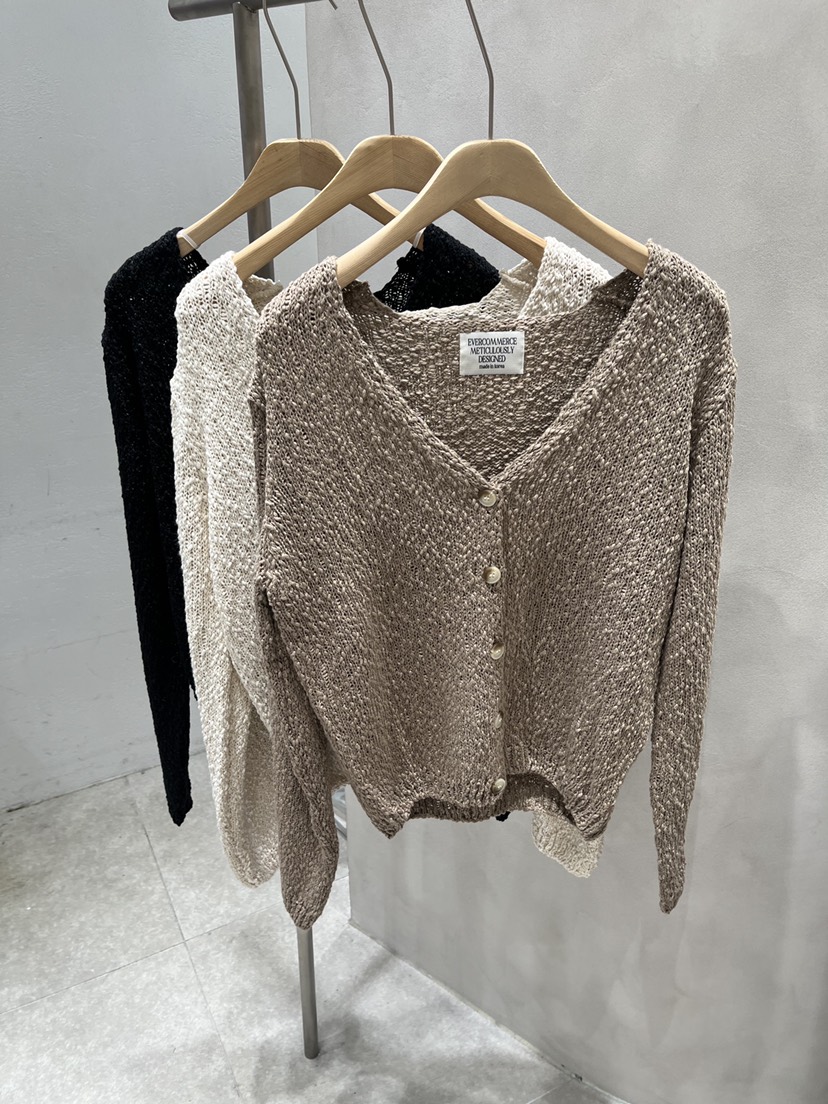 EVERCOMMERCE METICULOUSLY DESIGNED東大門直郵女士新款推薦針織衫開衫EVERCOMMERCE METICULOUSLY DESIGNED針織衫