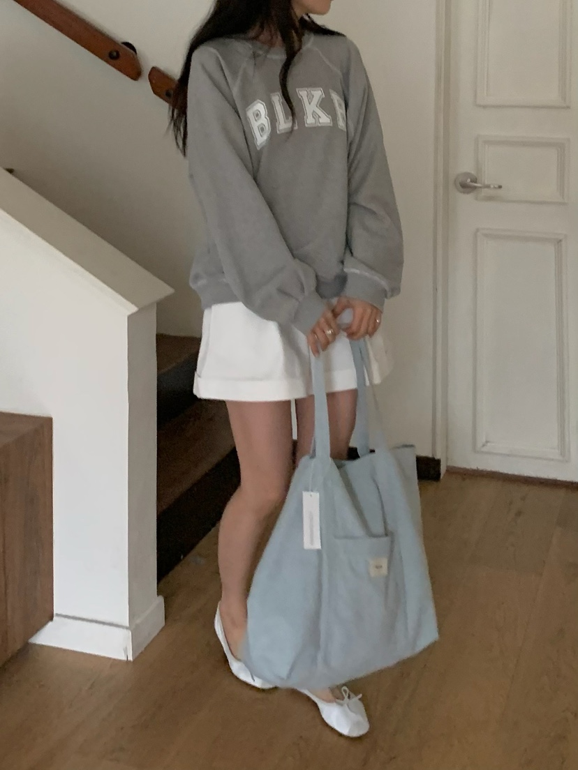 BLEECKER韓國直郵女裝新款人氣推薦職業真品時尚熱賣衛衣BLEECKER衛衣