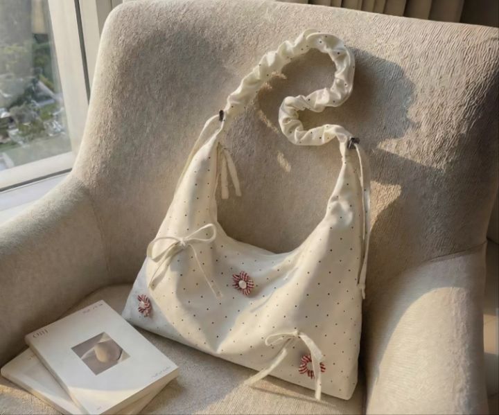 TROUVAILLE韓國直郵女士新品熱賣推薦休閑單肩斜跨包褶皺TROUVAILLE單肩/斜跨包