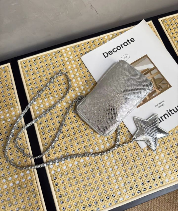 TROUVAILLE韓國直郵女裝新品休閑熱賣單肩斜跨包含飾品羊皮TROUVAILLE單肩/斜跨包圖色2