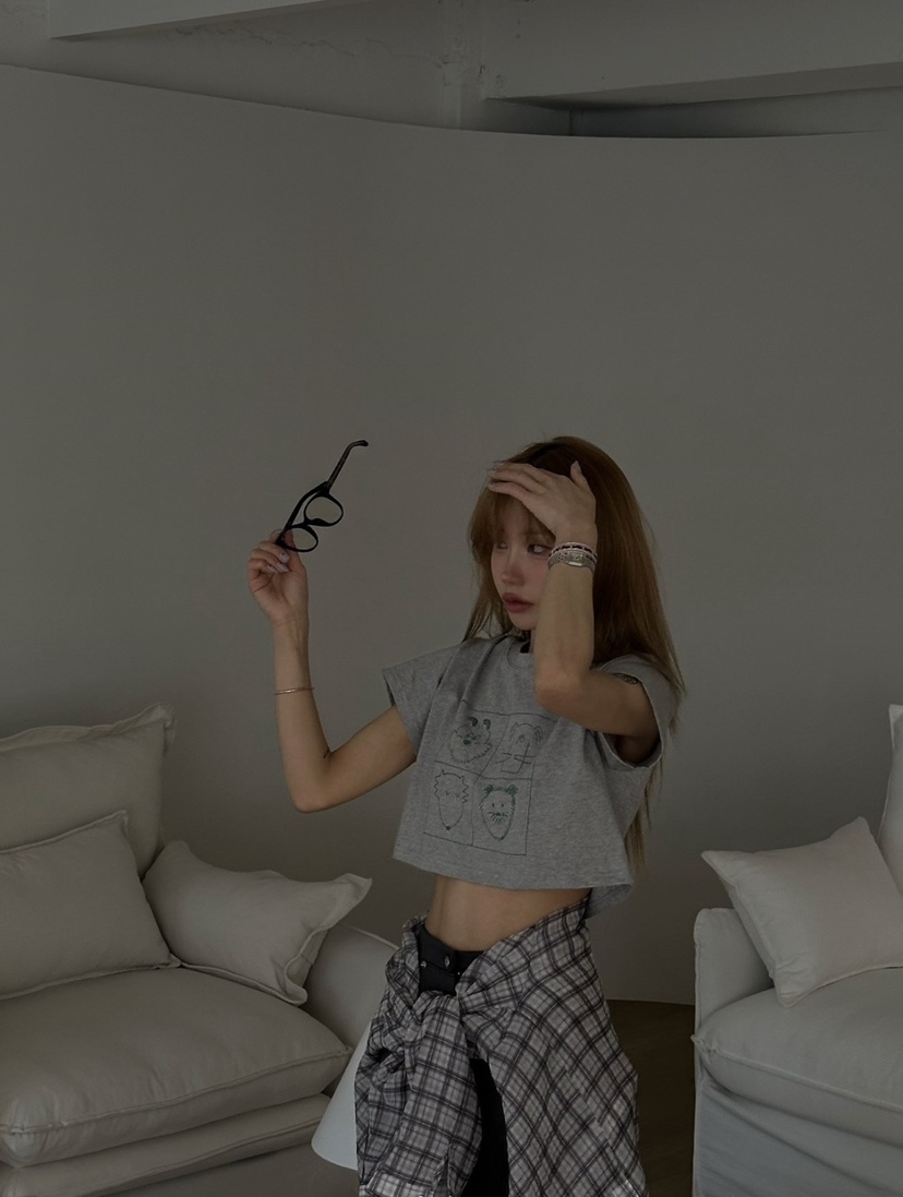 ZEROZERO韓國東大門代購女裝新品熱賣職業人氣休閑T恤短款ZEROZEROT恤圖色2