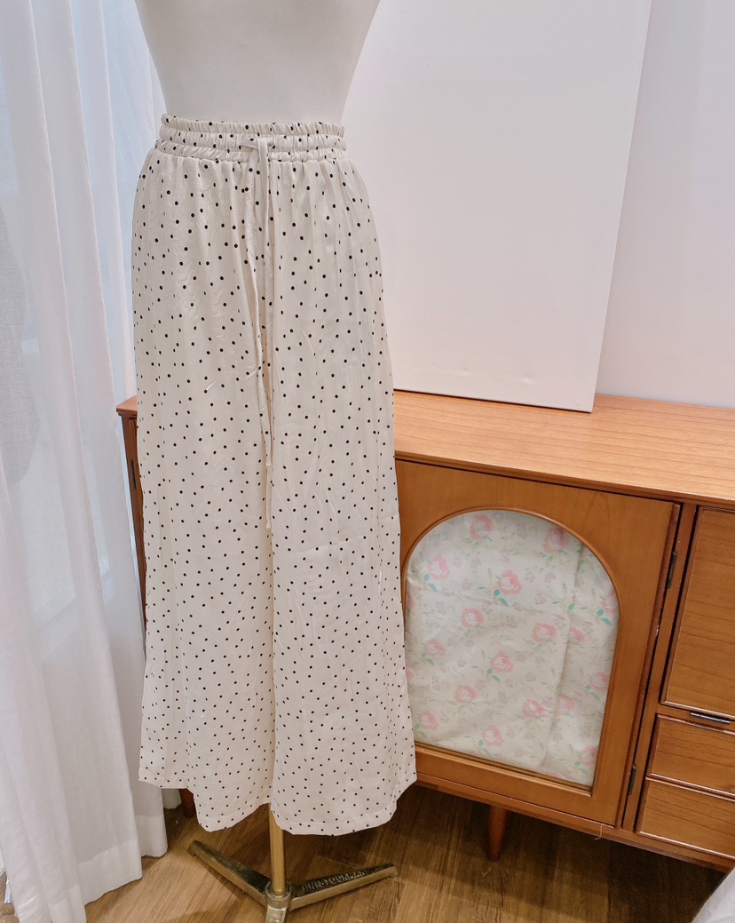 LETAILOR韓國直郵實拍女裝新品熱賣時尚人氣職業休閑褲緞面LETAILOR休閑褲圖色1