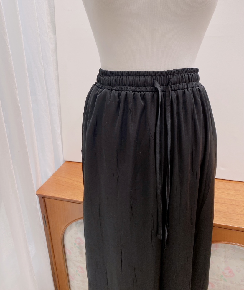 LETAILOR韓國代購女士新款熱賣時尚26春夏休閑褲褶裥緞面LETAILOR休閑褲