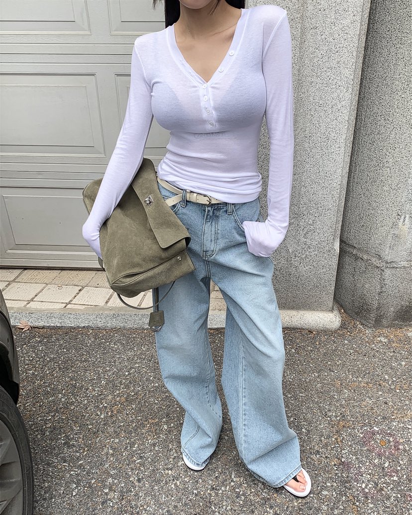 LIVE AID-P韓國東大門代購女裝新款人氣推薦休閑長袖T恤LIVE AID-P長袖T恤