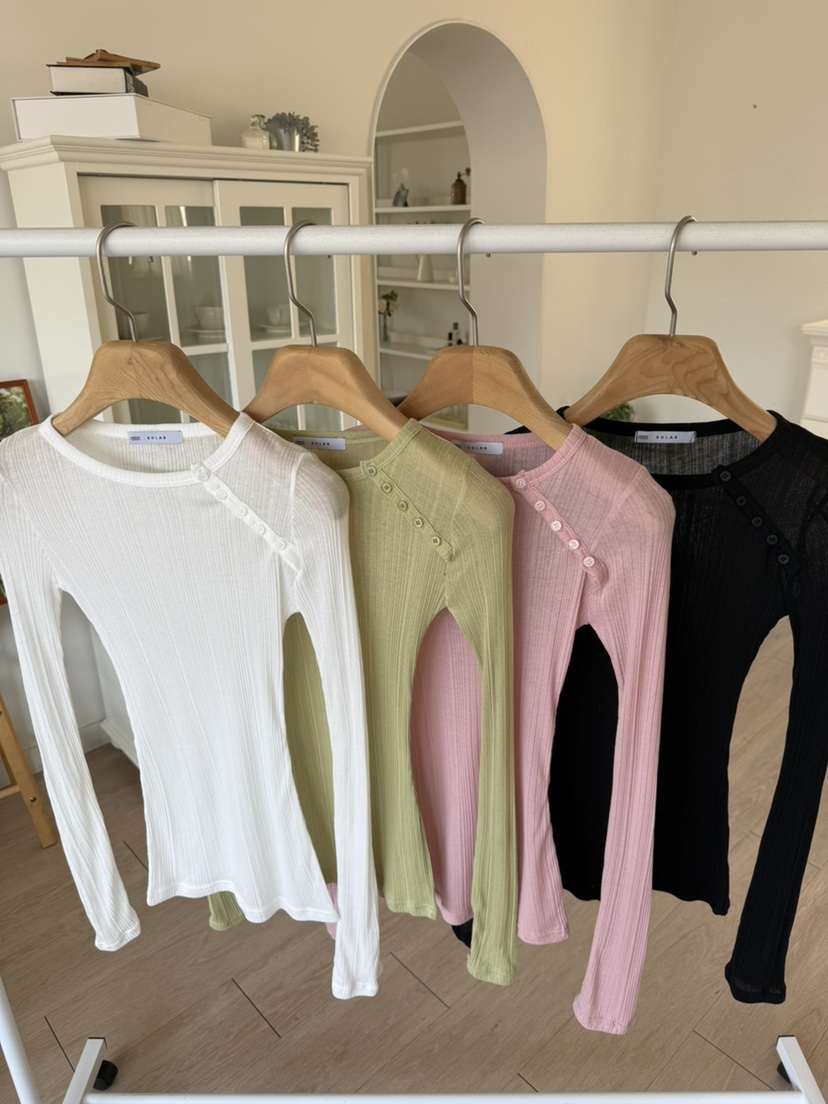 SOLAR韓國直郵女裝新品時尚26春夏職業推薦熱賣長袖T恤紐扣SOLAR長袖T恤