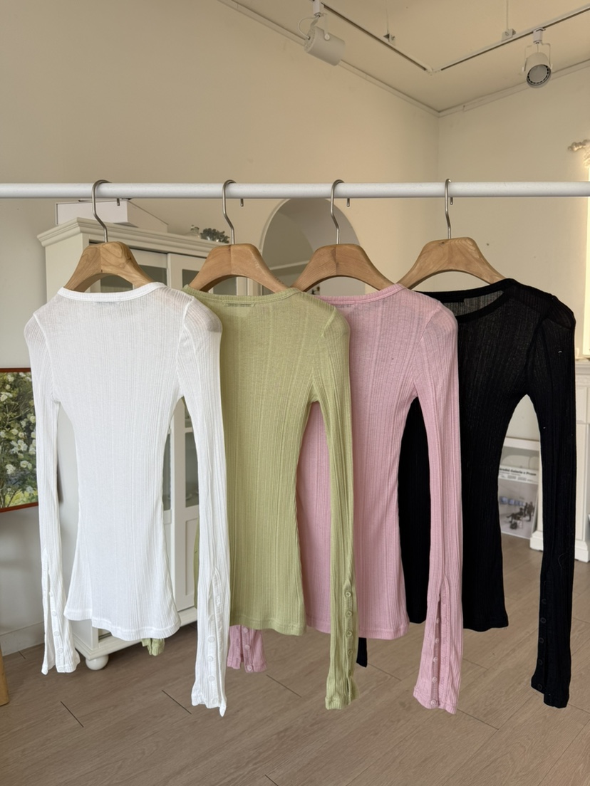 SOLAR韓國直郵女裝新品時尚26春夏職業推薦熱賣長袖T恤紐扣SOLAR長袖T恤