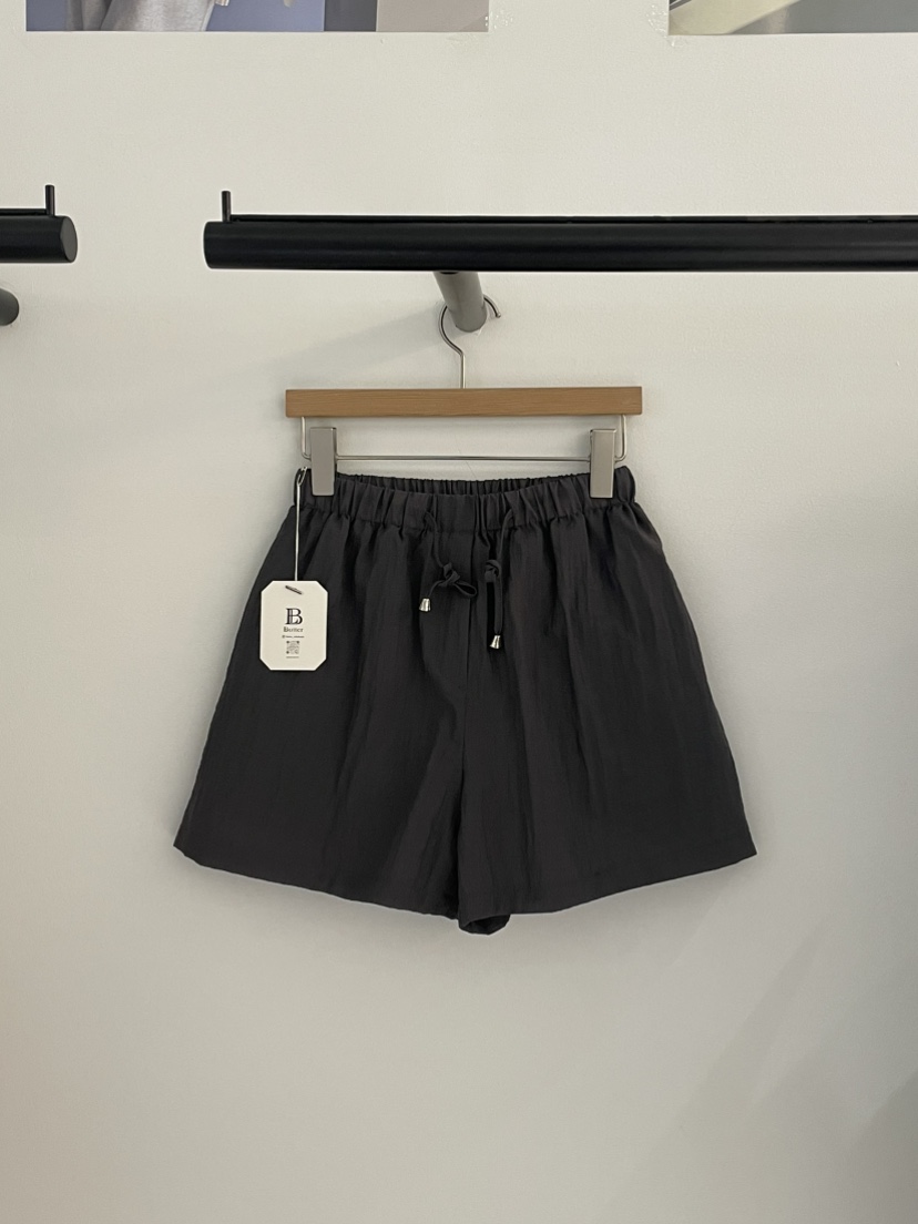 BUTTER-P韓國東大門代購女裝新款26春夏休閑時尚熱賣短褲BUTTER-P短褲圖色2