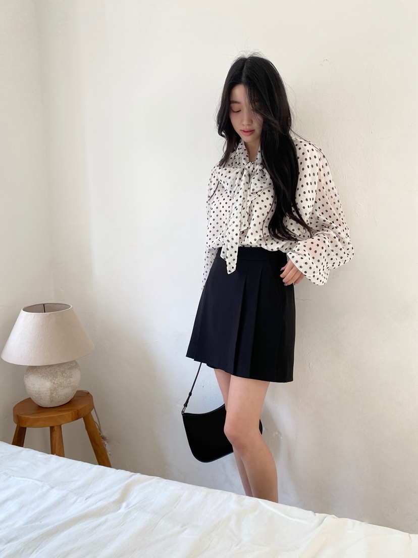 BOHEME韓國東大門直郵女士新品26春夏職業熱賣襯衫蕾絲衫BOHEME襯衫/蕾絲衫