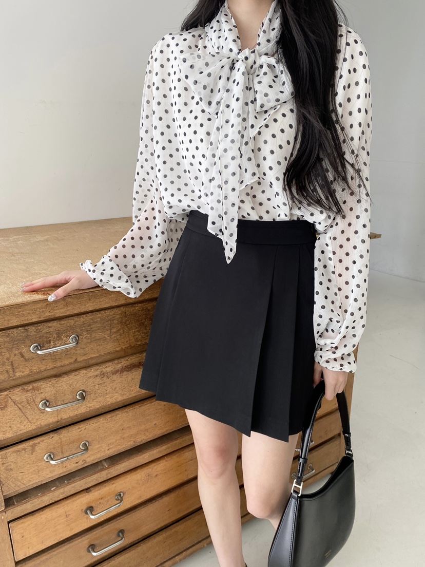 BOHEME韓國東大門直郵女士新品26春夏職業熱賣襯衫蕾絲衫BOHEME襯衫/蕾絲衫