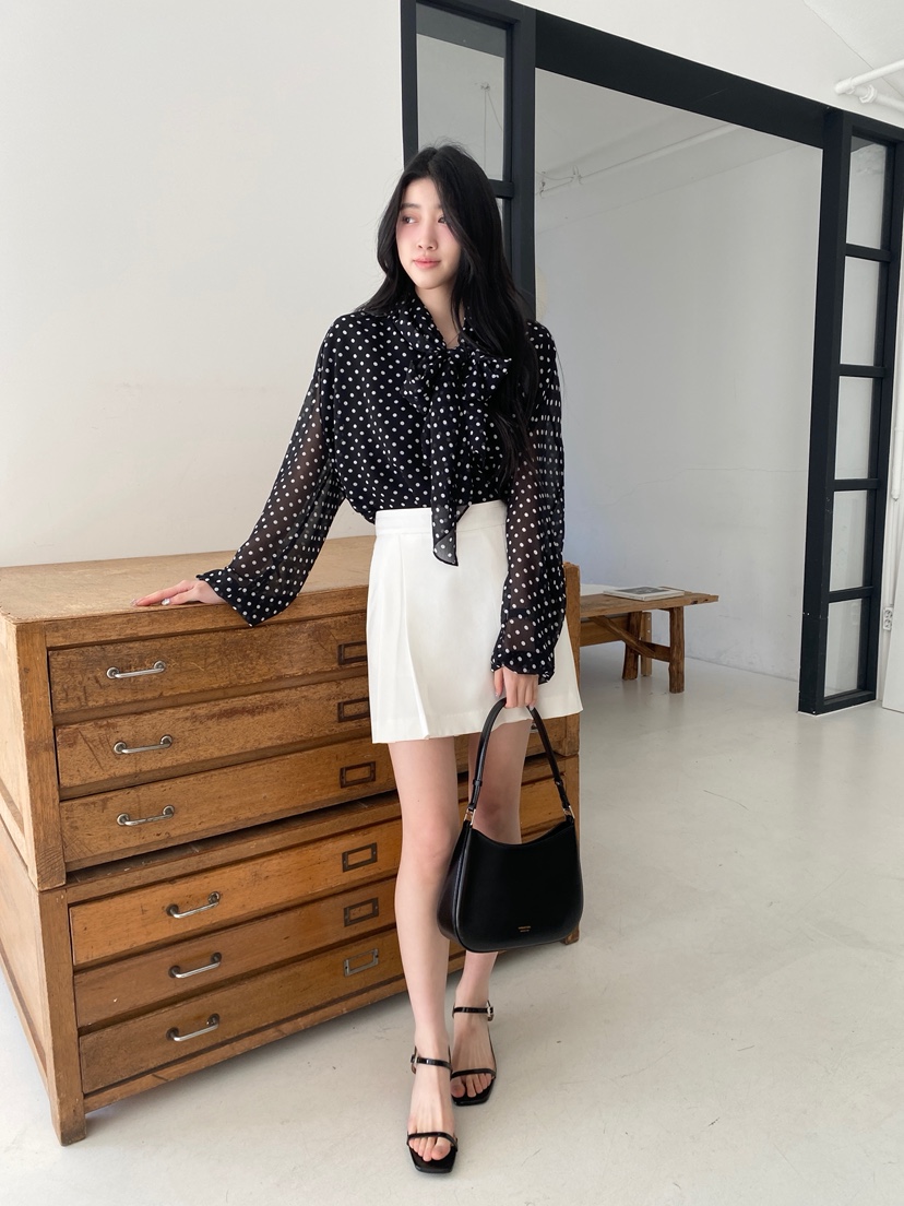 BOHEME韓國東大門直郵女士新品26春夏職業熱賣襯衫蕾絲衫BOHEME襯衫/蕾絲衫