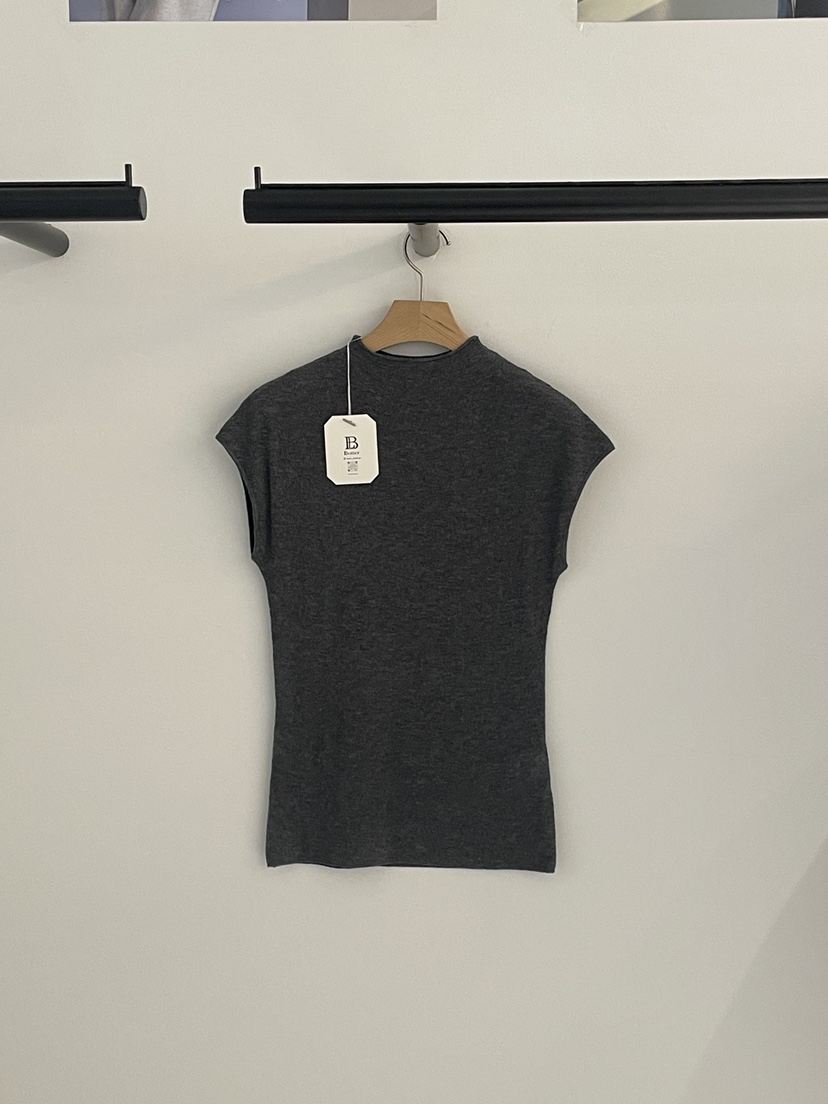 BUTTER-P韓國直郵實拍女裝新品職業時尚26春夏熱賣人氣T恤BUTTER-PT恤圖色2