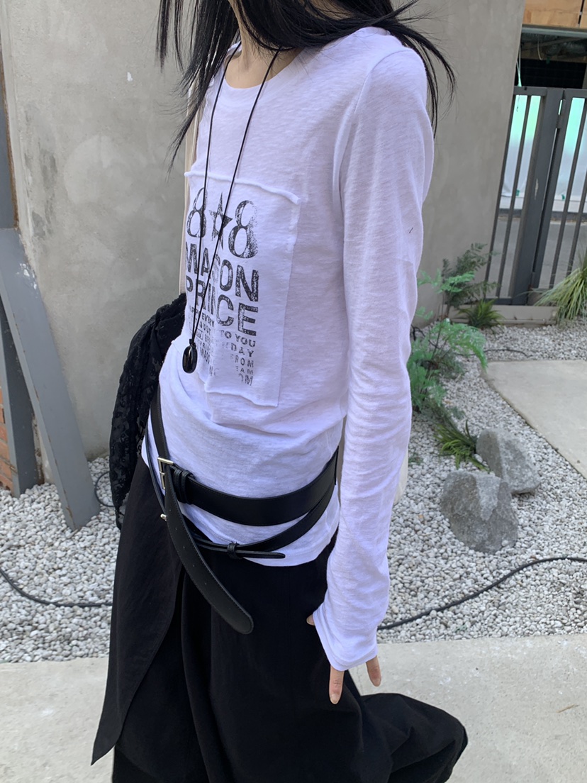 OVER RICH韓國東大門直郵女裝新品時尚推薦26春夏長袖T恤OVER RICH長袖T恤