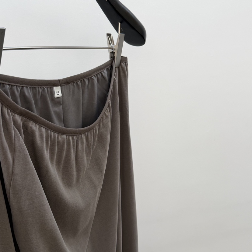 ID韓國直郵實拍女裝新品26春夏時尚推薦人氣休閑熱賣長裙ID長裙