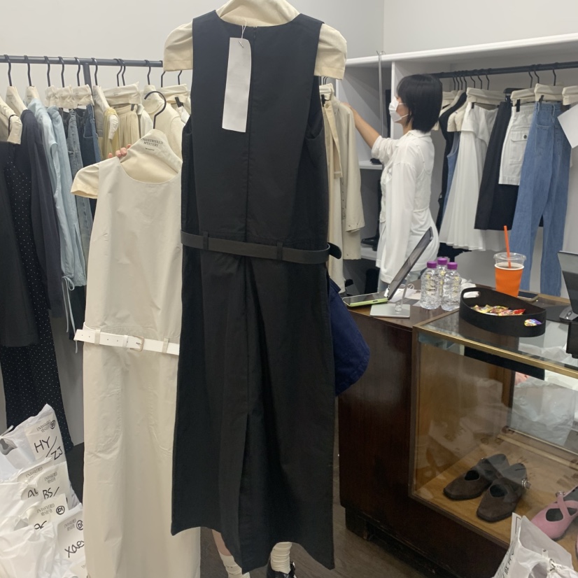 UNANSWERED-MYSTERY/FIFO韓國直郵實拍女裝新款時尚連衣裙包含腰帶系帶UNANSWERED-MYSTERY/FIFO連衣裙