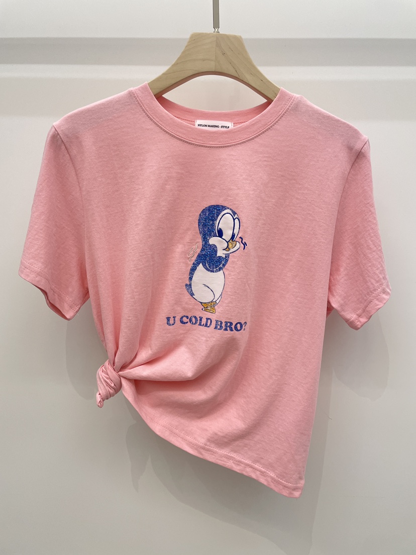 NYLON韓國直郵實拍女裝新款職業時尚人氣26春夏熱賣T恤鵝NYLONT恤圖色2