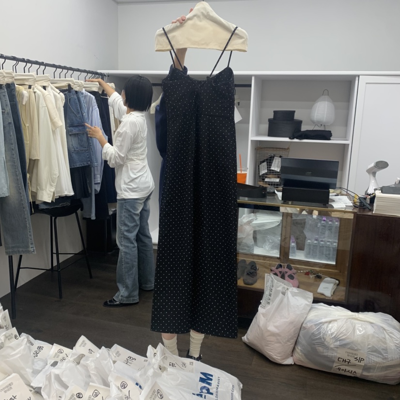 UNANSWERED-MYSTERY/FIFO韓國代購女士新款休閑職業連衣裙UNANSWERED-MYSTERY/FIFO連衣裙