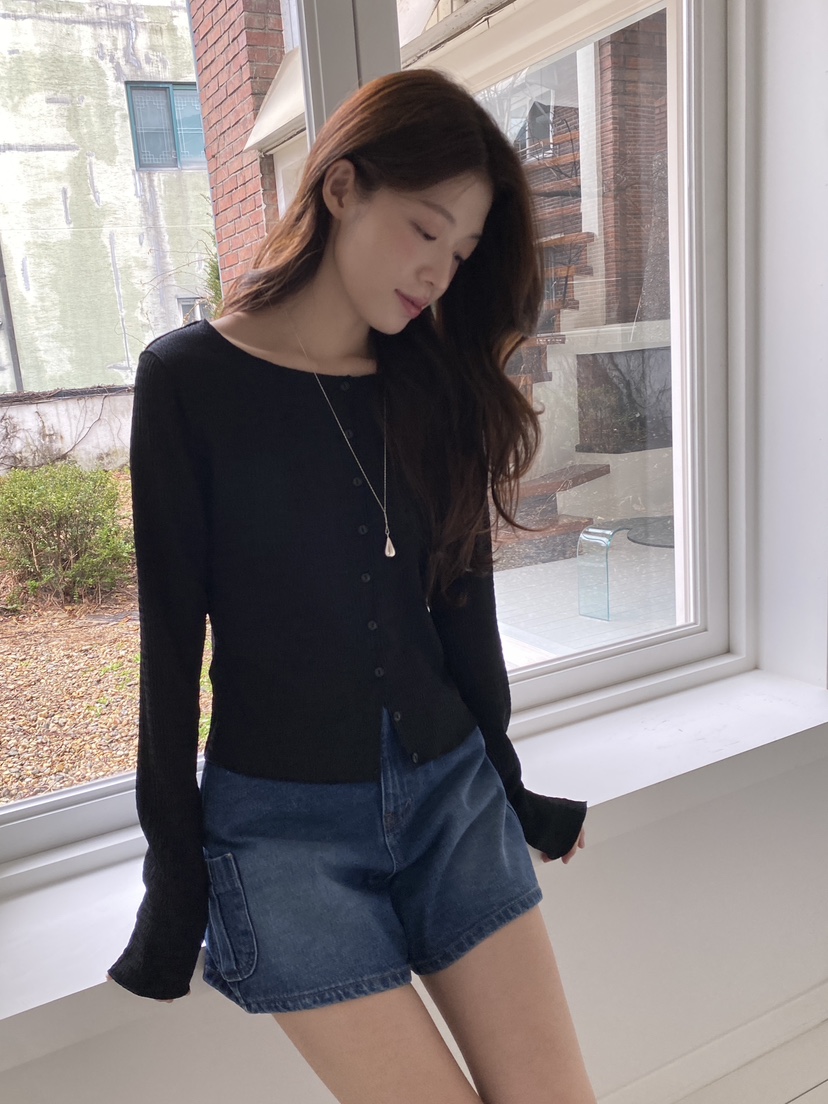 ERUME韓國東大門直郵女士新款熱賣推薦時尚職業26春夏長袖T恤ERUME長袖T恤