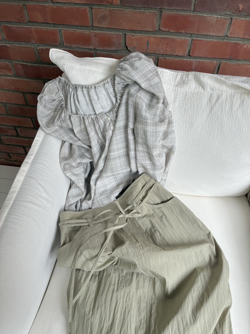 ERUME韓國東大門代購女裝新款時尚26春夏人氣熱賣襯衫蕾絲衫ERUME襯衫/蕾絲衫