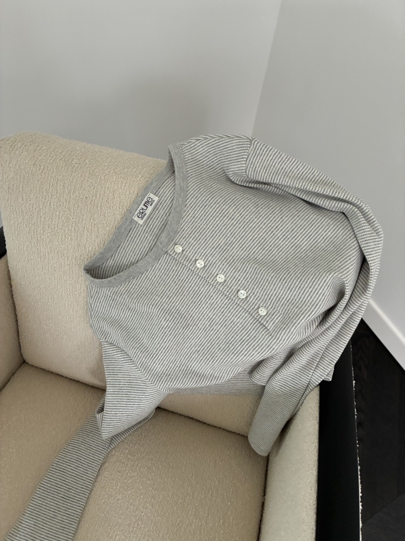 ERUME韓國直郵女裝新品熱賣休閑推薦26春夏職業人氣長袖T恤ERUME長袖T恤