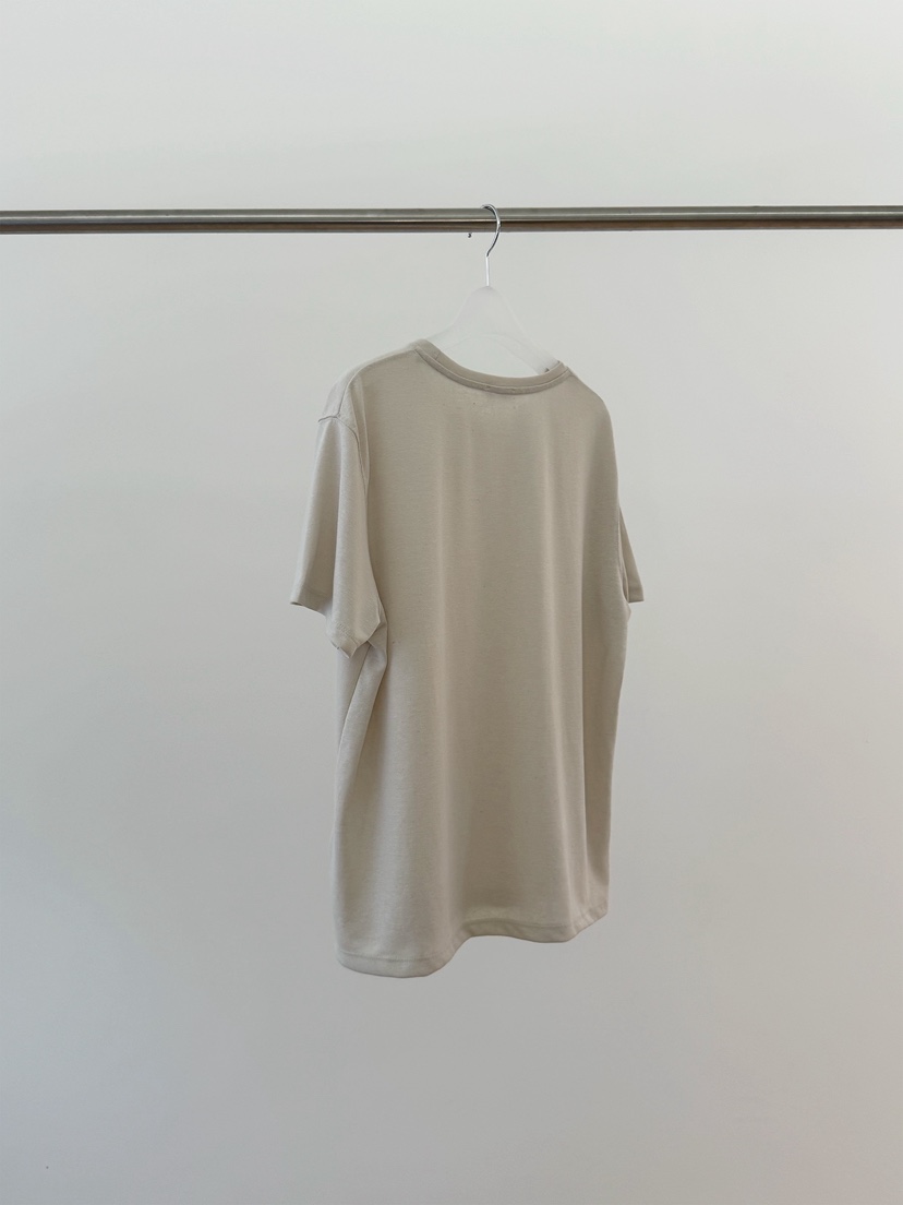 ERUME韓國東大門直郵女裝新款時尚職業推薦休閑人氣26春夏T恤ERUMET恤