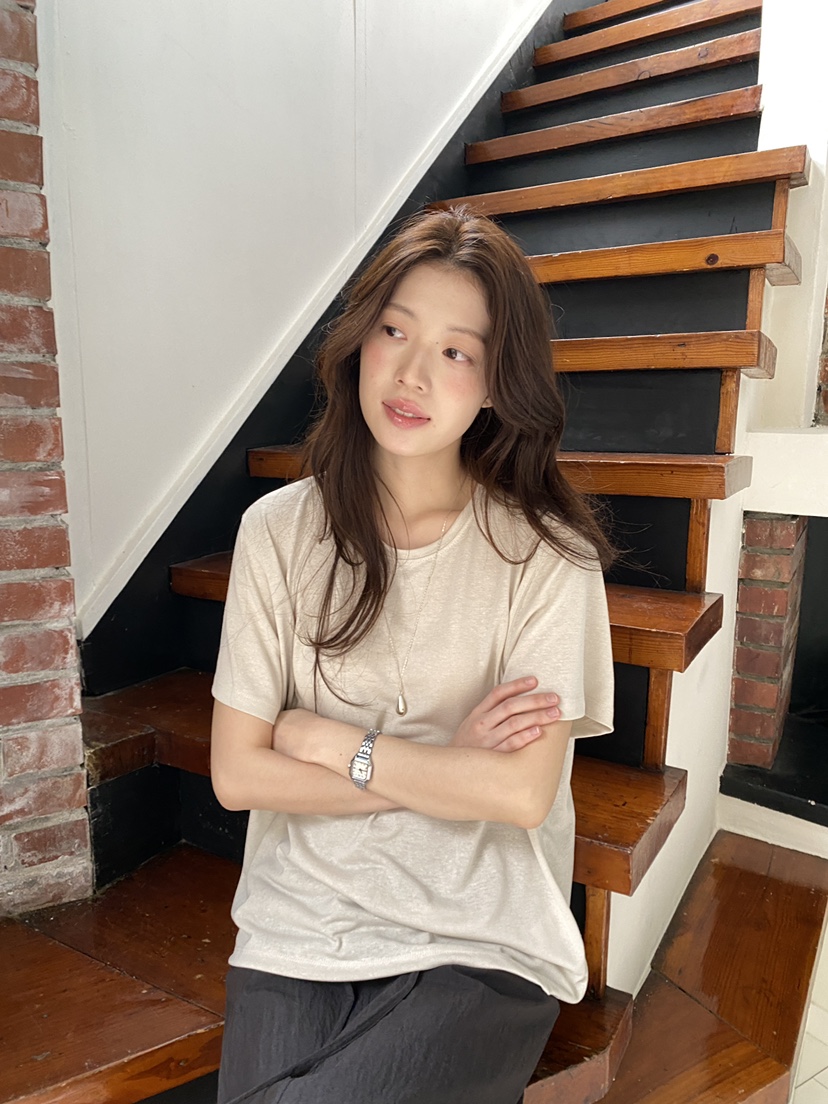 ERUME韓國東大門直郵女裝新款時尚職業推薦休閑人氣26春夏T恤ERUMET恤