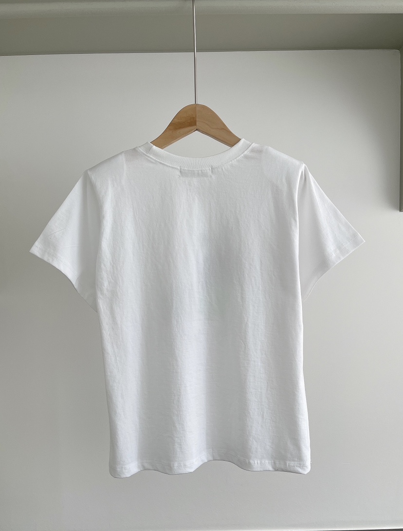 MINIQUEENS韓國直郵實拍女裝新款熱賣時尚26春夏職業推薦T恤MINIQUEENST恤