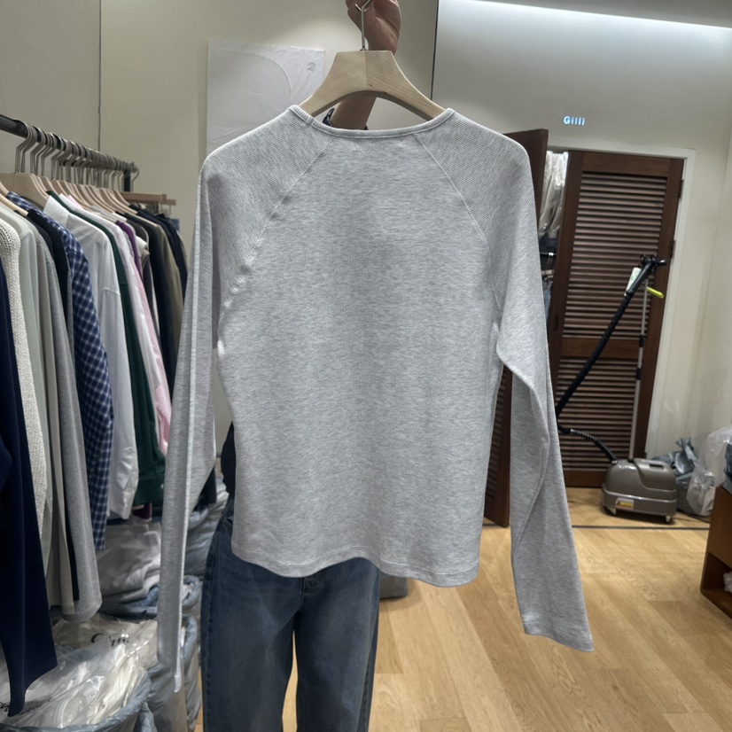 GILLI韓國東大門直郵女士新款時尚熱賣長袖T恤插肩袖羅紋GILLI長袖T恤