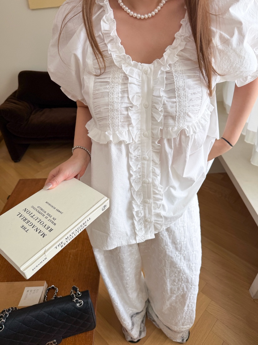 81 MARKET-L韓國直郵實拍女士新品休閑熱賣時尚襯衫蕾絲衫81 MARKET-L襯衫/蕾絲衫