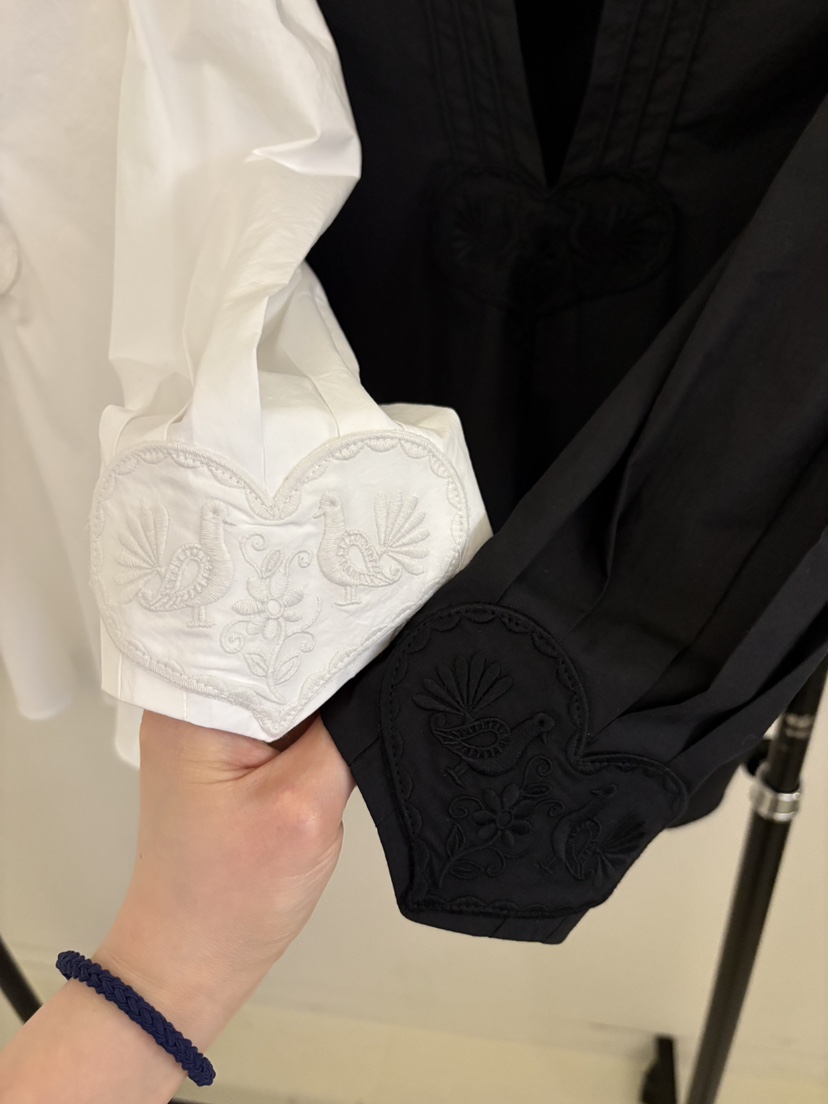 BALANCE韓國東大門直郵女裝新款人氣推薦熱賣襯衫蕾絲衫刺繡BALANCE襯衫/蕾絲衫