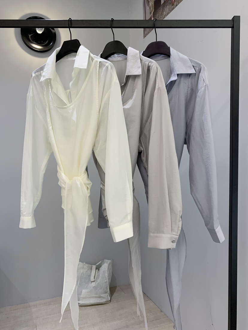 SOFTNESS韓國代購女士新品人氣26春夏職業熱賣襯衫蕾絲衫Softness/Cosmic襯衫/蕾絲衫