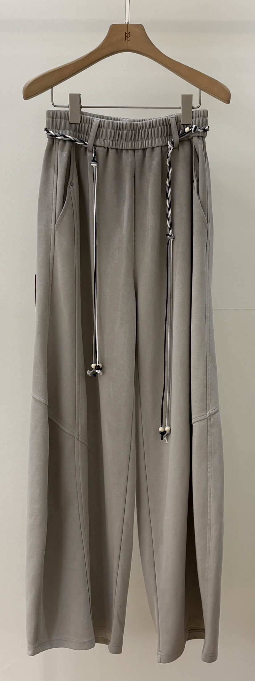 MUSHROOM-A韓國直郵實拍女裝新款職業26春夏熱賣休閑褲流蘇MUSHROOM休閑褲圖色1