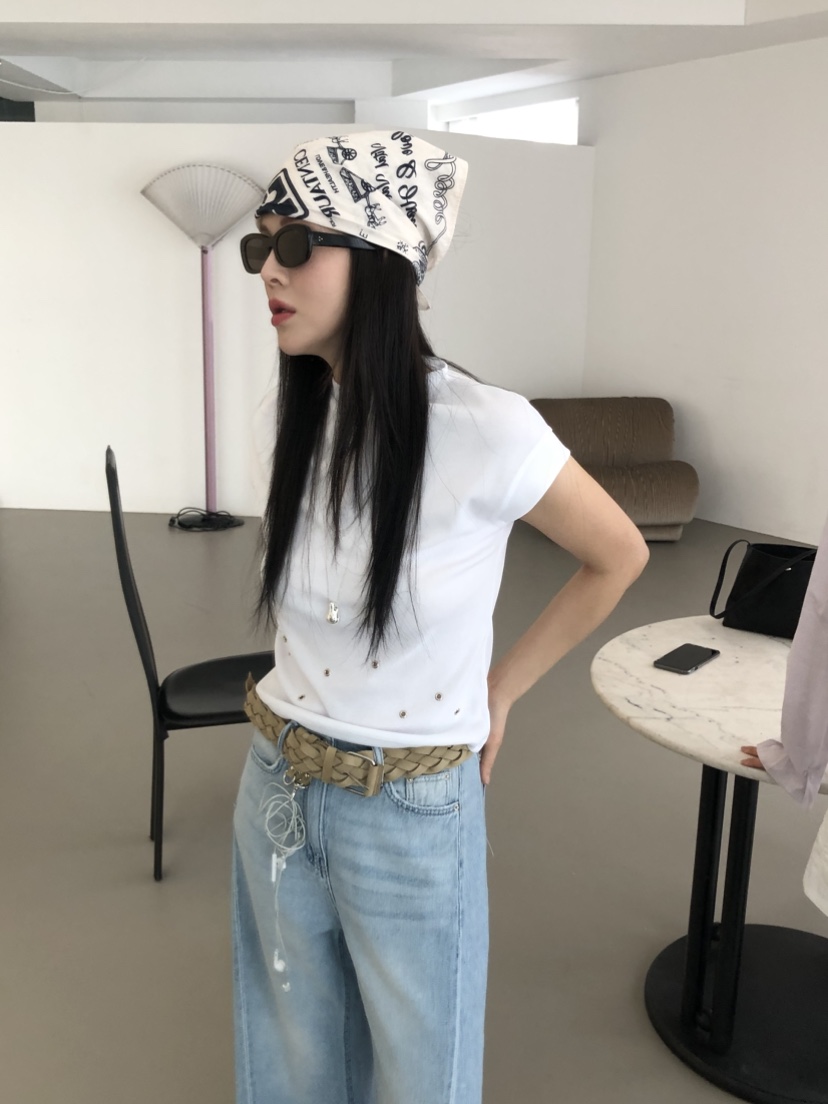 OVER RICH韓國直郵實拍女裝新款推薦時尚熱賣26春夏人氣T恤OVER RICHT恤