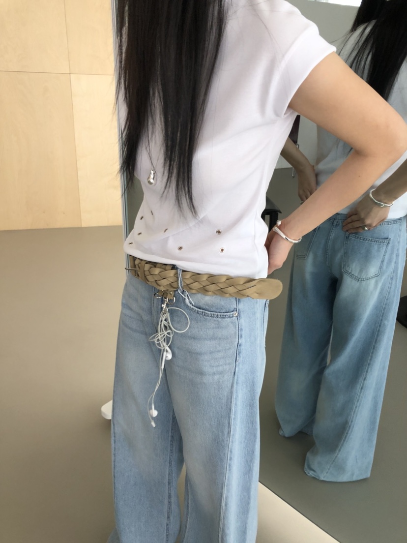 OVER RICH韓國直郵實拍女裝新款推薦時尚熱賣26春夏人氣T恤OVER RICHT恤