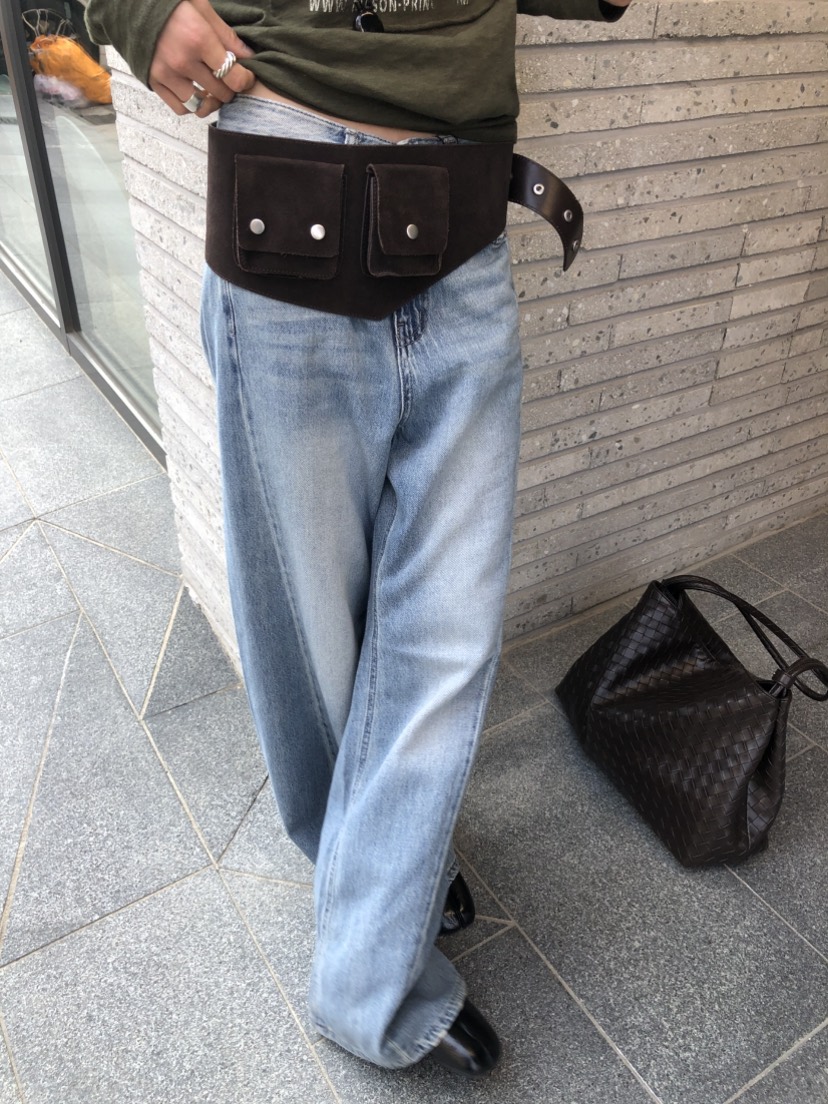 OVER RICH韓國直郵實拍女裝新品人氣26春夏時尚推薦牛仔褲OVER RICH牛仔褲