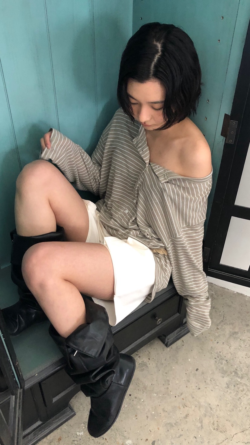 OVER RICH韓國代購女士新款人氣26春夏熱賣時尚推薦長袖T恤OVER RICH長袖T恤