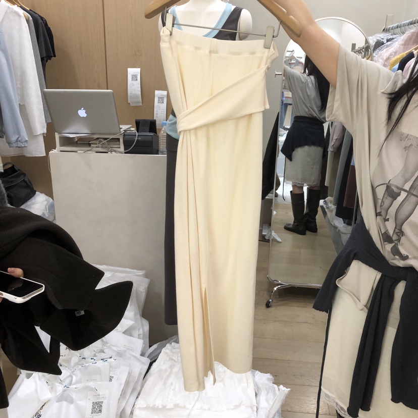 VILLABUTTON韓國直郵女裝新款人氣26春夏職業熱賣時尚長裙VILLABUTTON長裙