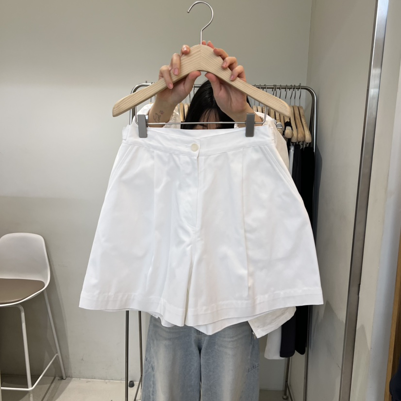 OUTRENE韓國東大門直郵女士新品人氣時尚熱賣推薦休閑短褲OUTRENE短褲圖色1