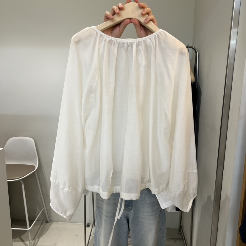 OUTRENE韓國東大門直郵女士新品推薦26春夏時尚襯衫蕾絲衫OUTRENE襯衫/蕾絲衫