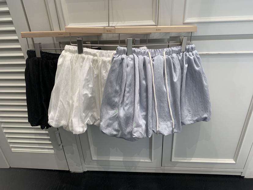 LE OVE/VERDI韓國東大門直郵女裝新款推薦熱賣休閑短褲LE OVE/VERDI短褲