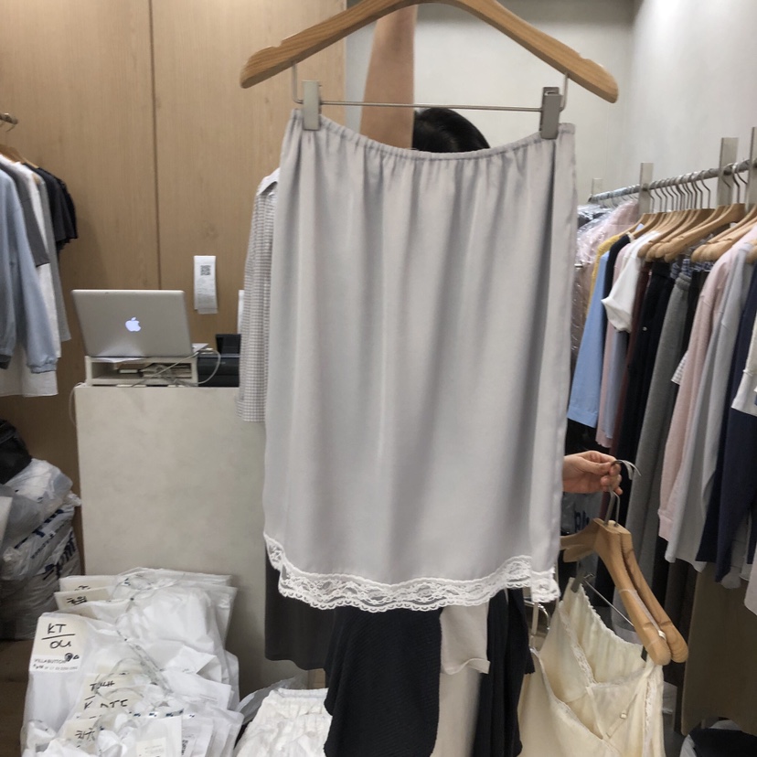 VILLABUTTON韓國直郵女裝新品休閑26春夏半身裙中短裙蕾絲VILLABUTTON半身裙/中短裙圖色2