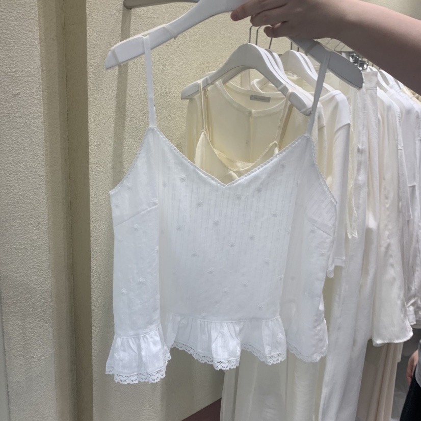 BROCCOLISALAD韓國東大門直郵女士新款時尚職業26春夏吊帶背心BROCCOLISALAD吊帶/背心圖色1