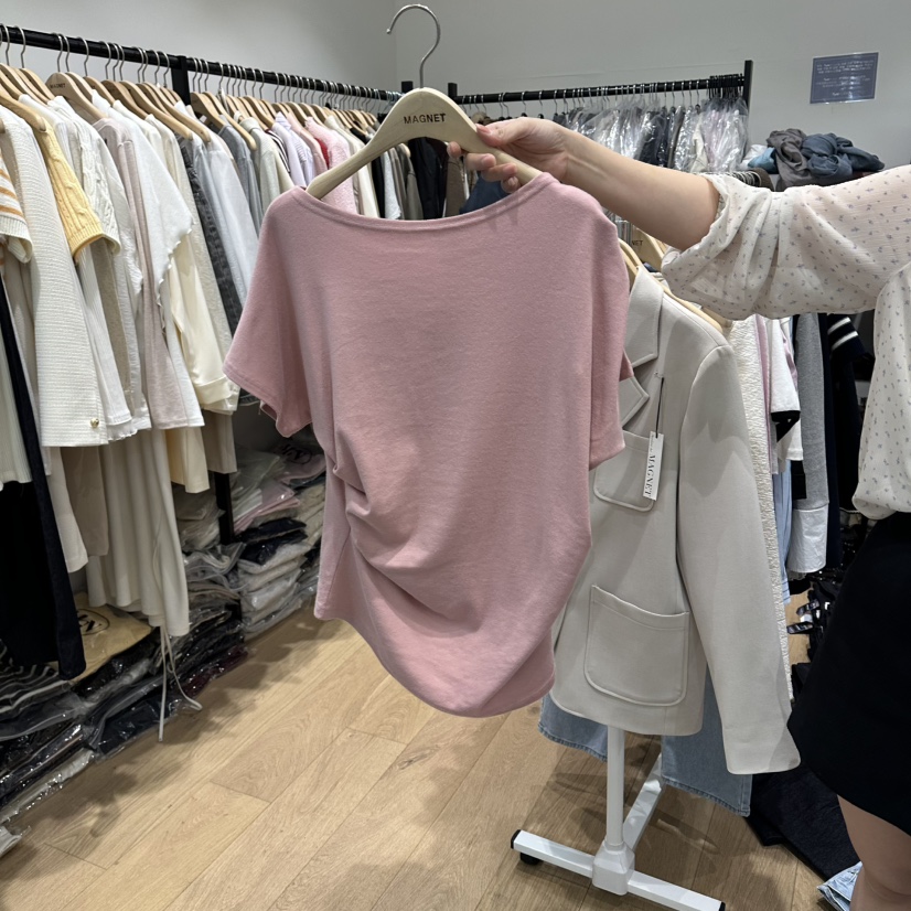 M.G.N韓國東大門直郵女士新品人氣26春夏熱賣休閑T恤褶皺MAGNETT恤圖色2