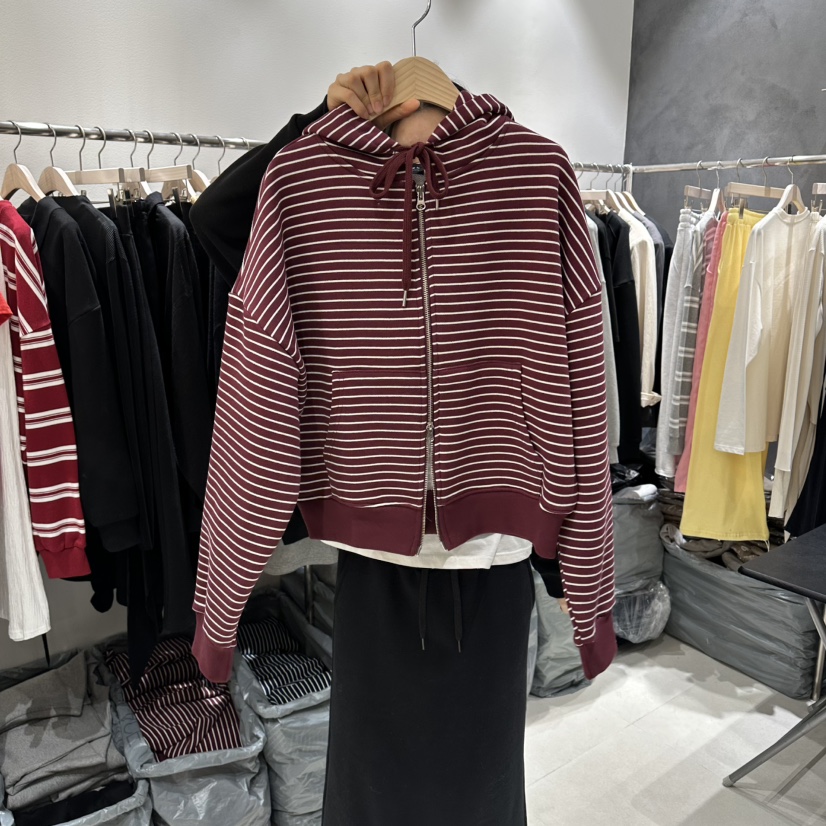 OPEN韓國代購女士新品熱賣職業時尚推薦夾克連帽衫拉鏈條紋OPEN夾克圖色2