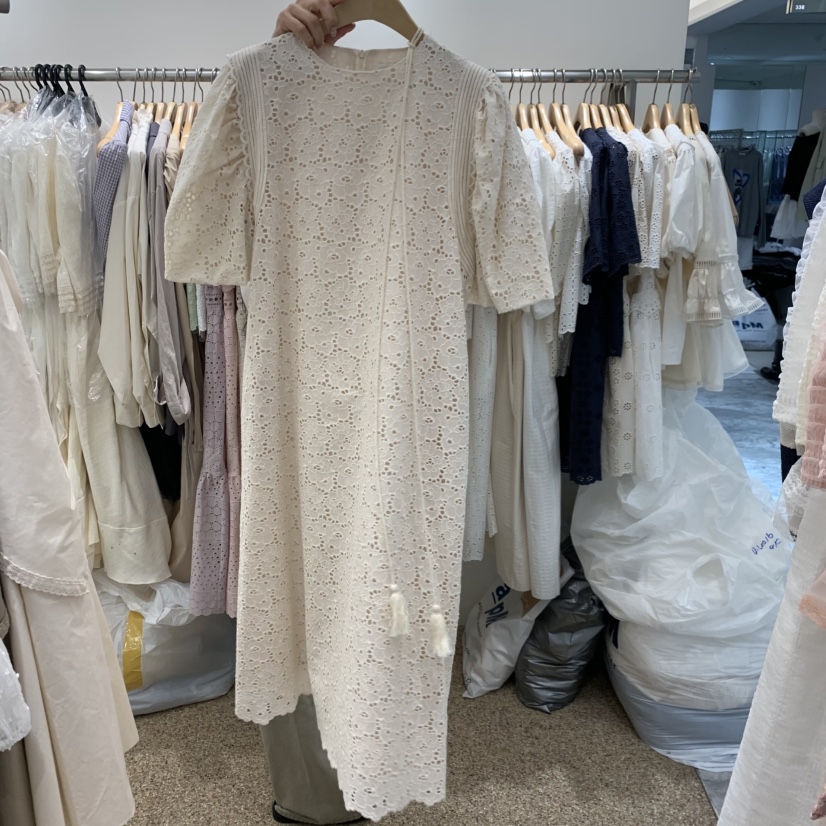 A韓國直郵實拍女裝新款26春夏休閑熱賣人氣職業連衣裙含腰繩A STORE連衣裙圖色2