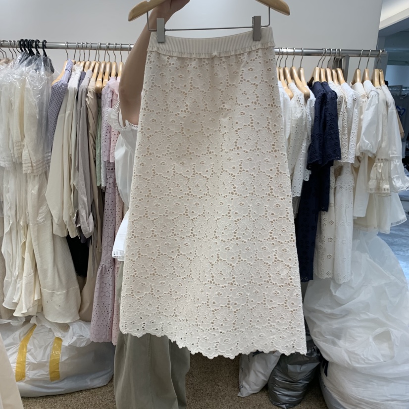 A韓國直郵女士新款人氣時尚推薦熱賣26春夏職業半身裙中短裙A STORE半身裙/中短裙圖色2