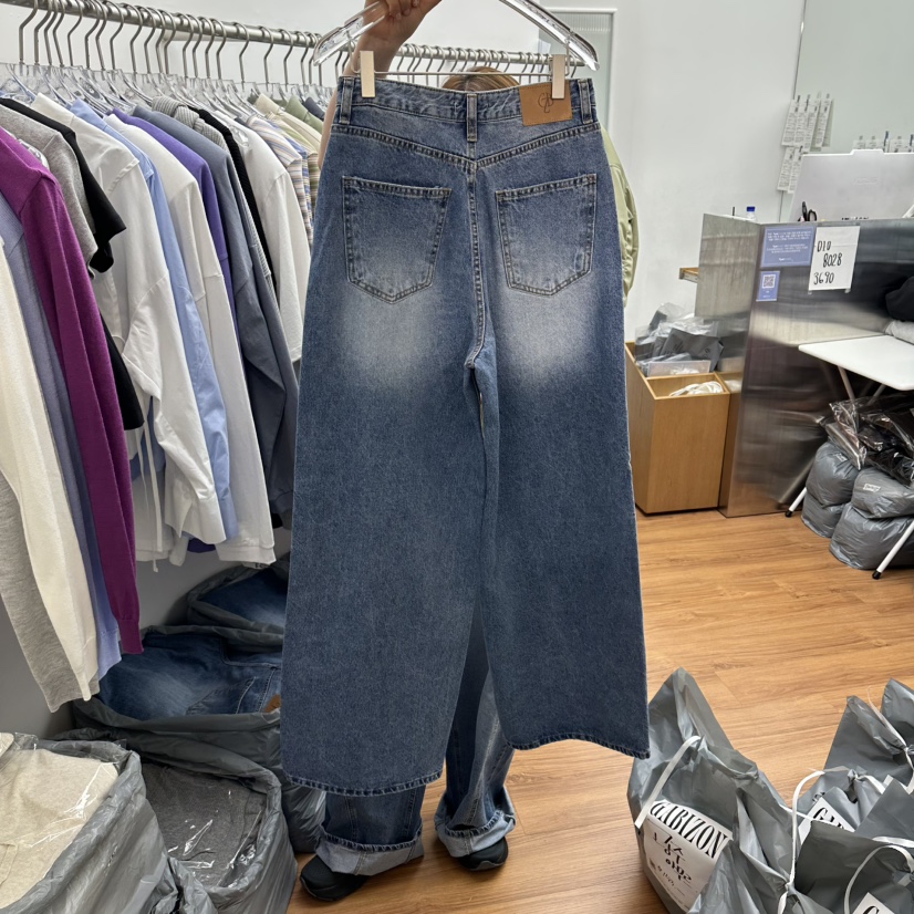 GABIZON韓國直郵實拍女裝新款時尚人氣職業牛仔褲水洗鏤空GABIZON牛仔褲