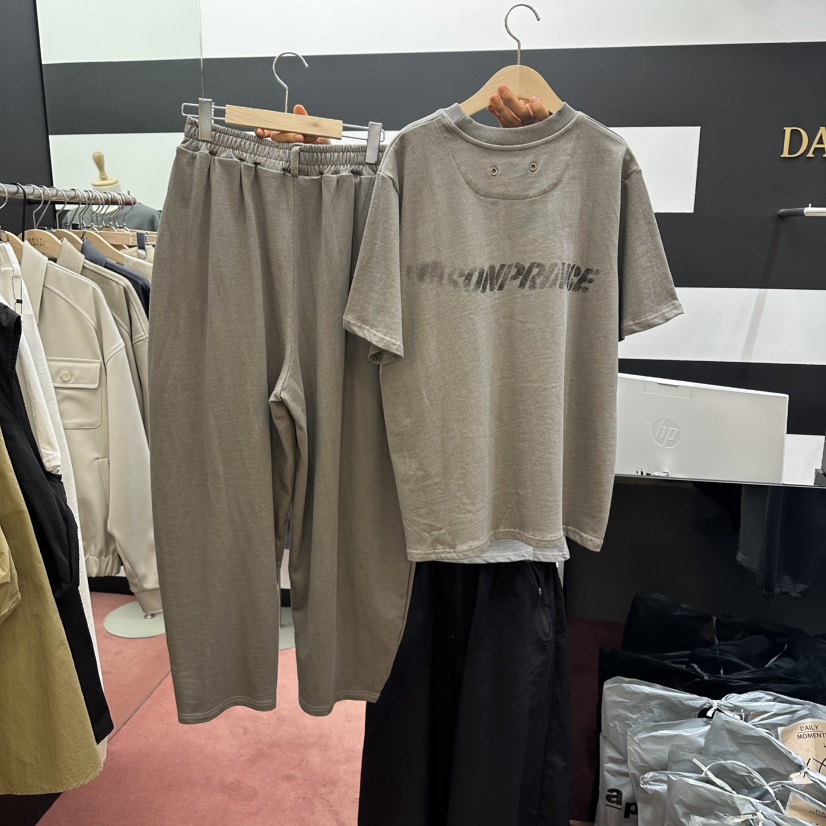 DAILY MOMENT韓國代購女士新款推薦熱賣職業休閑26春夏套裝DAILY MOMENT套裝