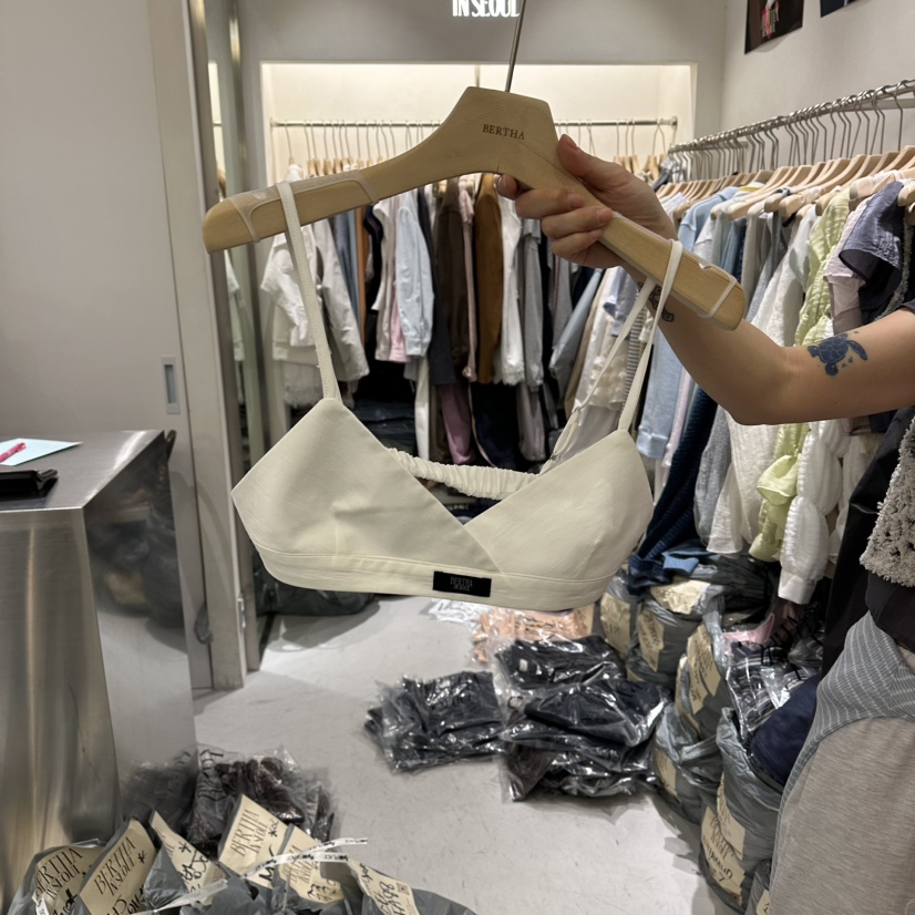 BERTHA韓國代購女裝新品推薦人氣休閑26春夏熱賣吊帶背心BERTHA吊帶/背心圖色2